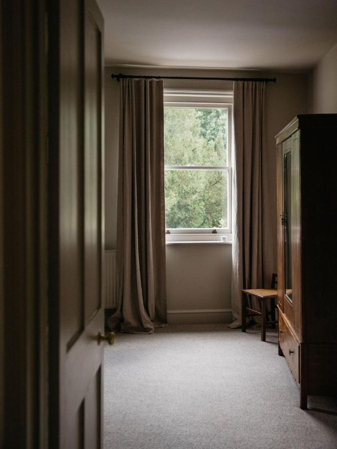 The Curator'S Apartment - Spacious 2 Bedrooms Bath Bagian luar foto